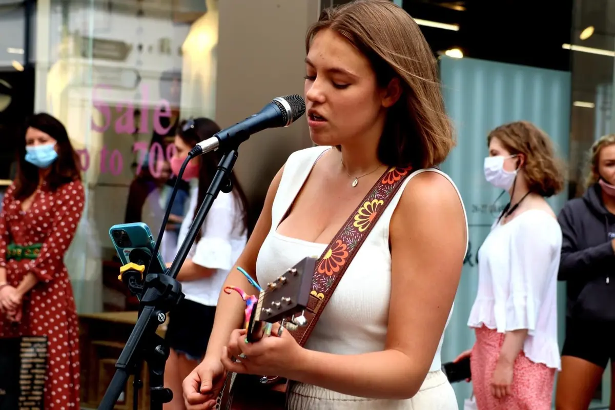 Allie Sherlock — Tolhuistuin, Amsterdam