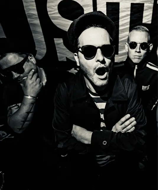Buster Shuffle (UK) + Antillectual — dB's, Utrecht
