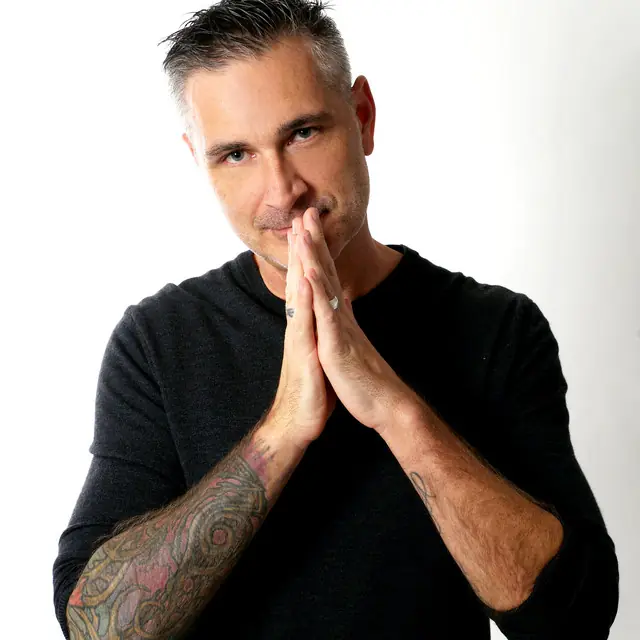 Sean Tyas