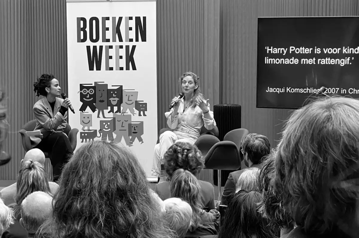 Verboden boeken: van Anne Frank tot Waar is Wally? — Bibliotheek Alphen-Centrum, Alphen aan den Rijn