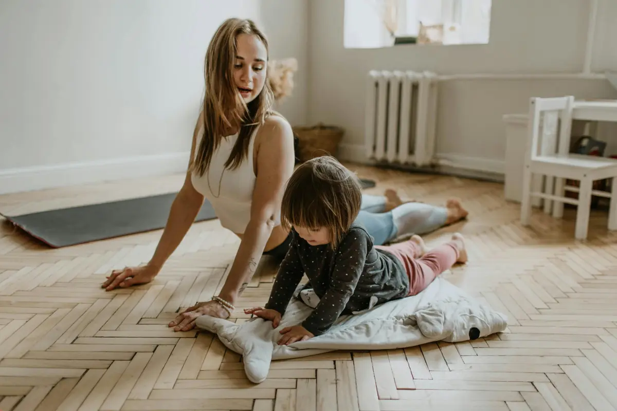 Eltern-Kind-Yoga mit Bilderbüchern (2-4 Jahre) — Bibliotheek Alphen-Centrum, Alphen aan den Rijn