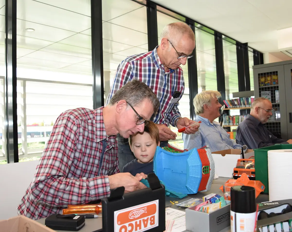 Repair Café — Geldermalsen, Bibliotheek Geldermalsen, Geldermalsen