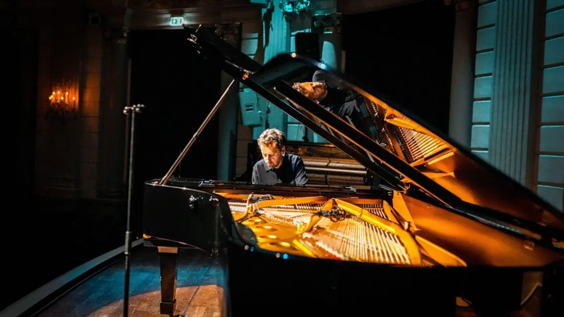 Guido — Caprera Openluchttheater, Bloemendaal