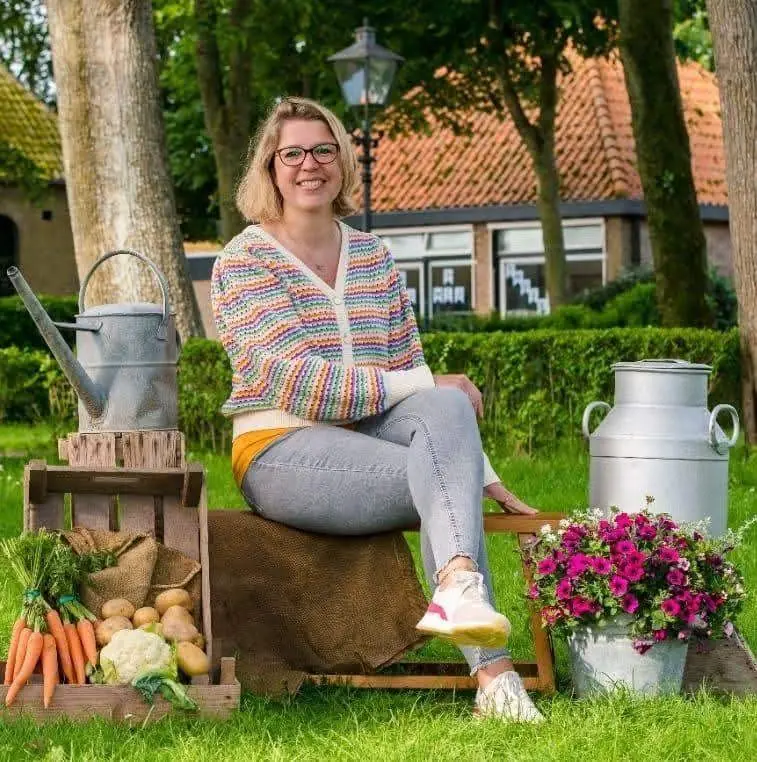 Voorleeshalfuurtje met juf Wendy — Bibliotheek Ameland - Nes, Nes