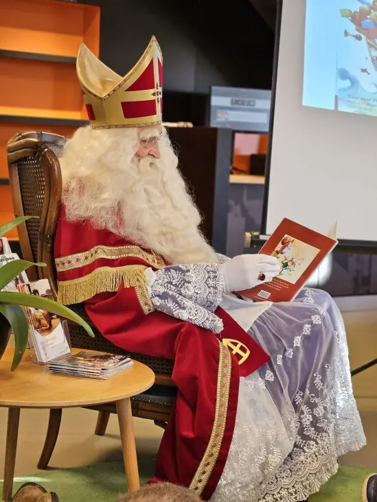 Der Nikolaus kommt zum Vorlesen! — Bibliotheek Surhuisterveen, Surhuisterveen