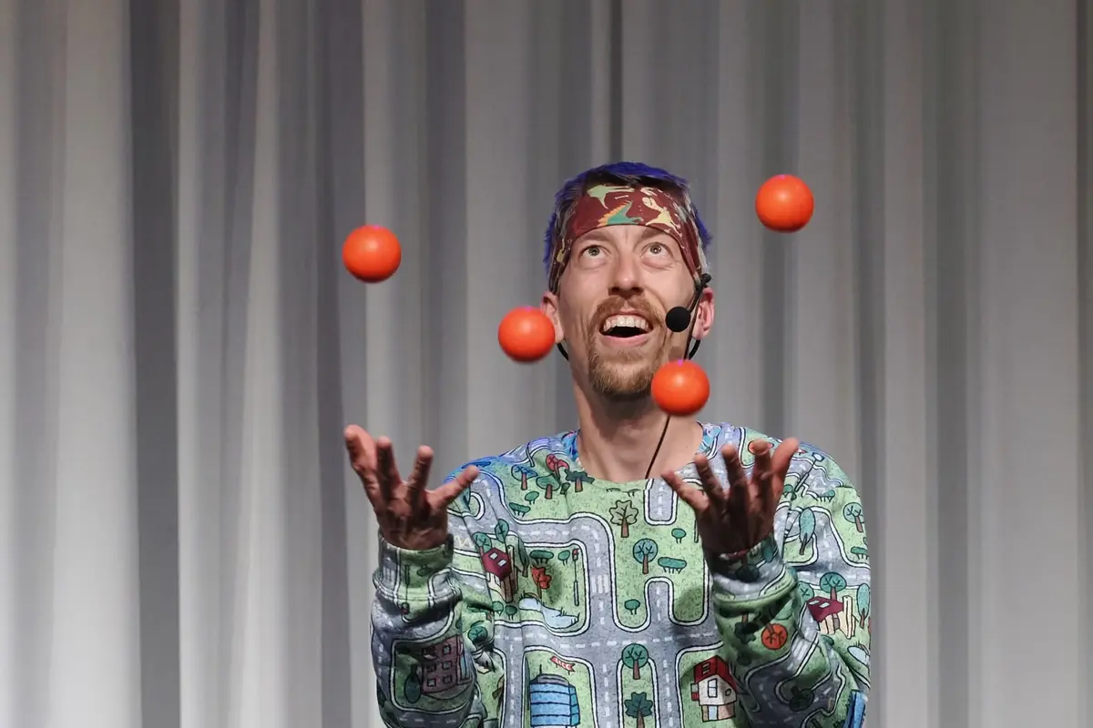 Spot aan: Zirkus-Talentshow — Bibliotheek Gieten, Gieten