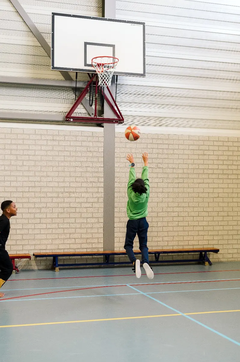 Sport mit Fräulein Jennifer — KinderLab Schollevaar, Capelle aan den IJssel