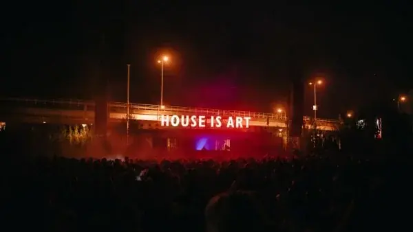 Buiten Kantoortijd by Paradigm & BIVSII — Buiten Kantoortijd, Leeuwarden