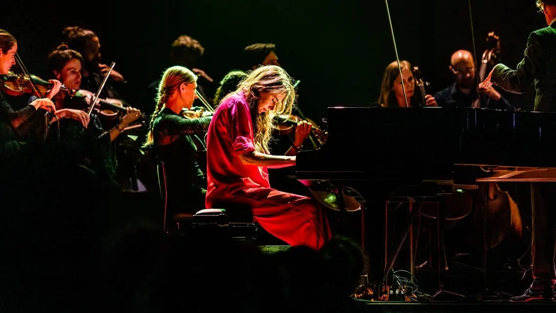 Iris Hond & Kamerata-Zuid | playing Einaudi — de Doelen, Rotterdam