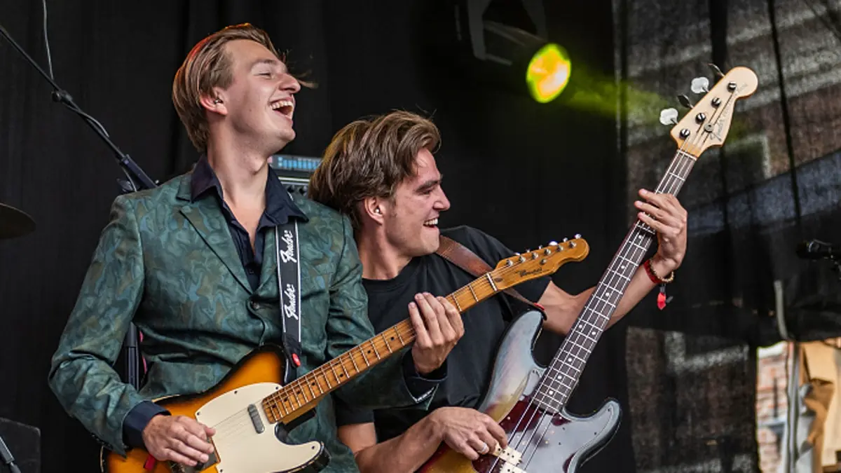 Meryn Bevelander Band — Cultureel Café De Amer, Amen