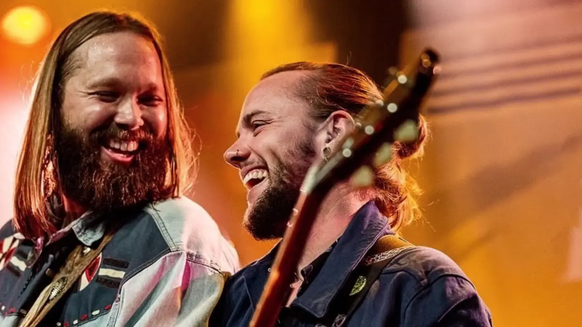 Leif de Leeuw & Sem Jansen — Cultureel Café De Amer, Amen