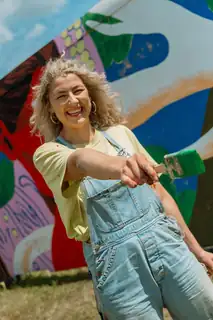 Talent Showcase: Manonina