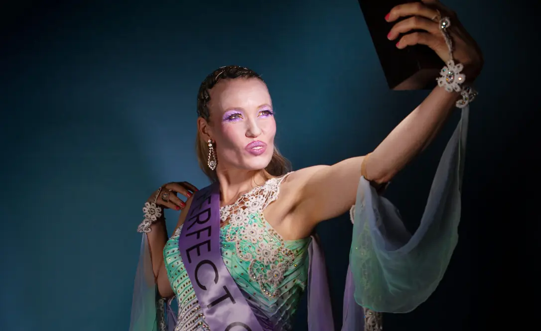 Perfect Girl - Mevrouw Ogterop — Cultuurpodium Groene Engel, Oss
