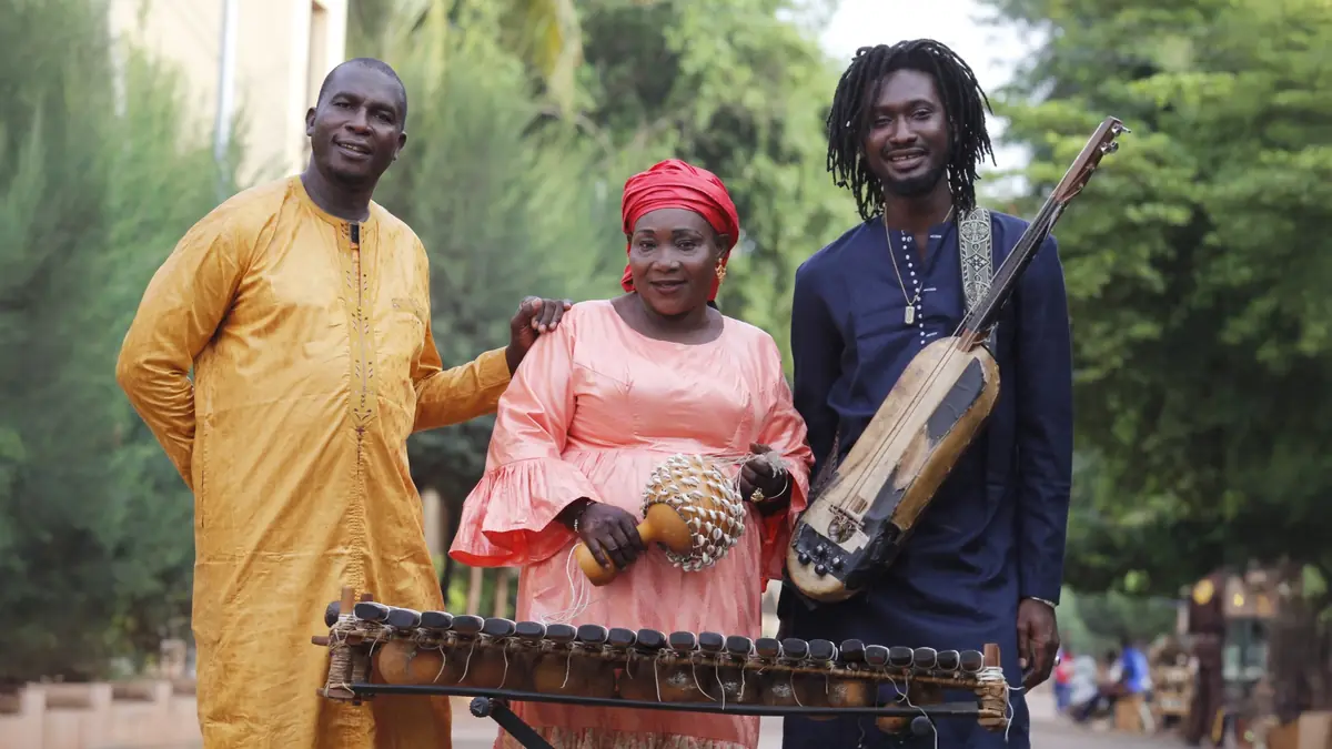 Trio Da Kali — Grounds, Rotterdam