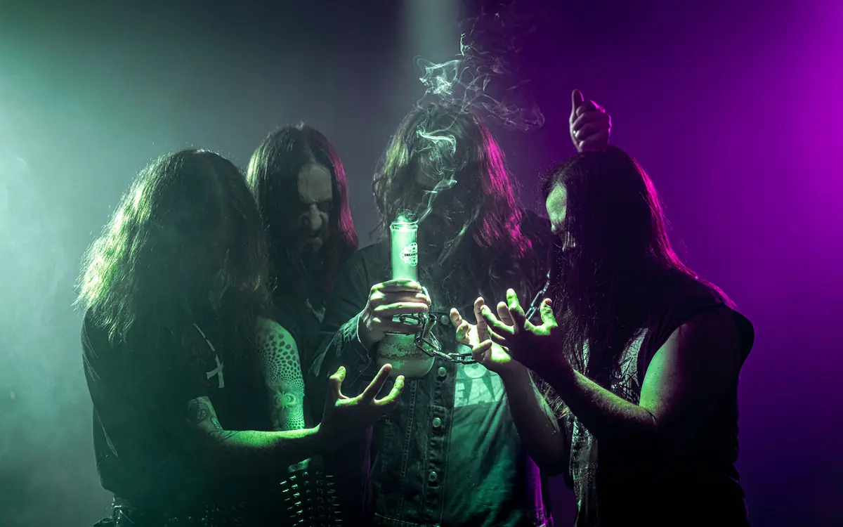 Phoenix x MEZZ: Belzebong — Poppodium Phoenix, Breda
