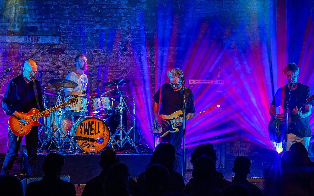 Swell — MEZZ, Breda