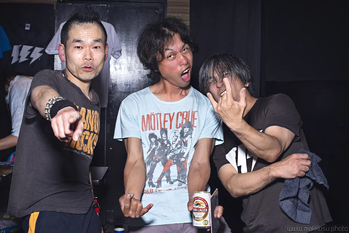 KREUKELZONE HALLOWEEN ft Electric Eel Shock, De Stekkers en Stroomstoot — Musicon, Den Haag