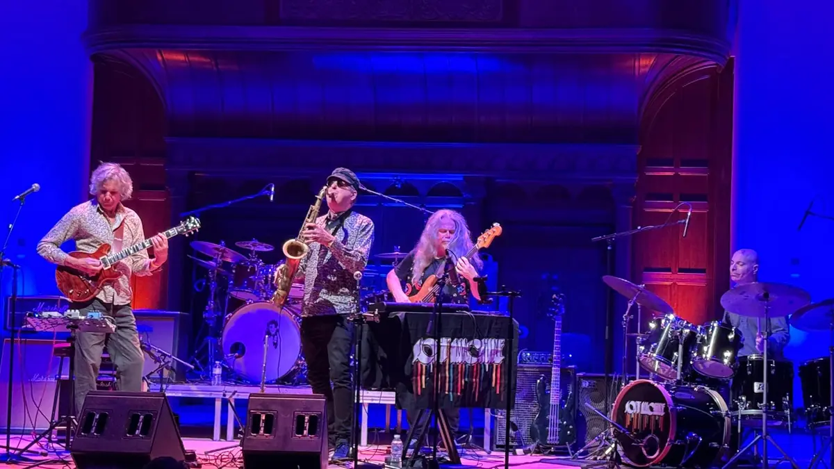 Soft Machine (UK) — Paradox, Tilburg