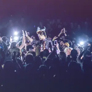 Kishi Bashi