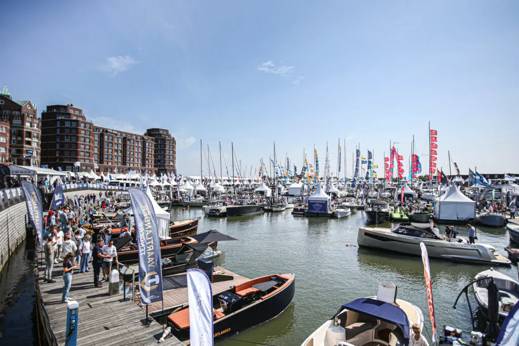 Hiswa te Water β Bataviahaven, Lelystad