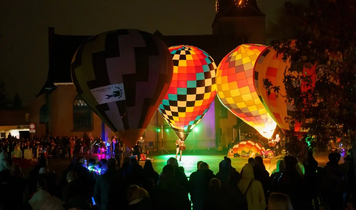 Night Glow — Winkelcentrum Putten, Putten
