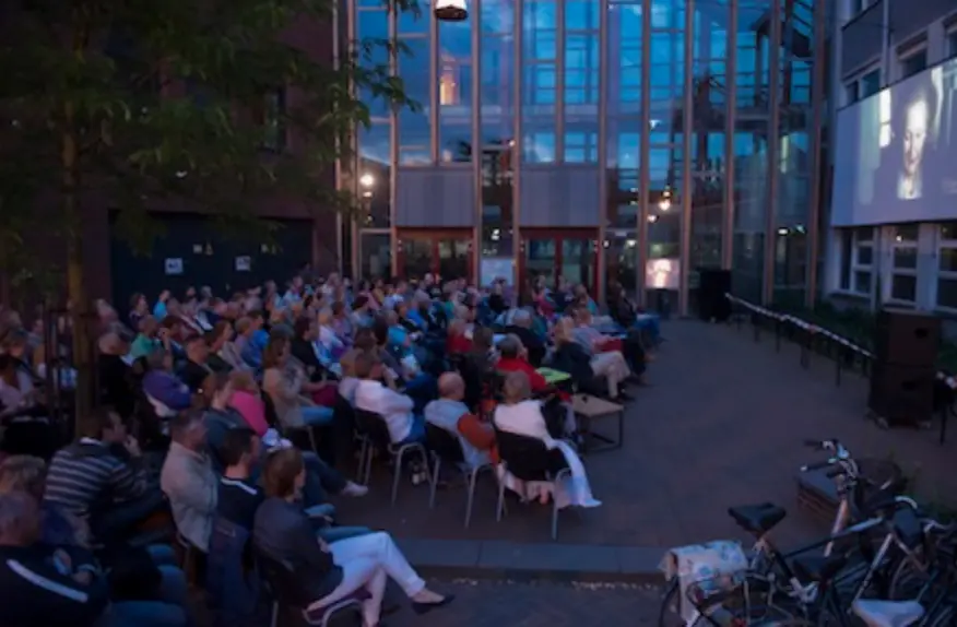 Buitenbioscoop aan de Slinger — Theater Aan de Slinger, Houten