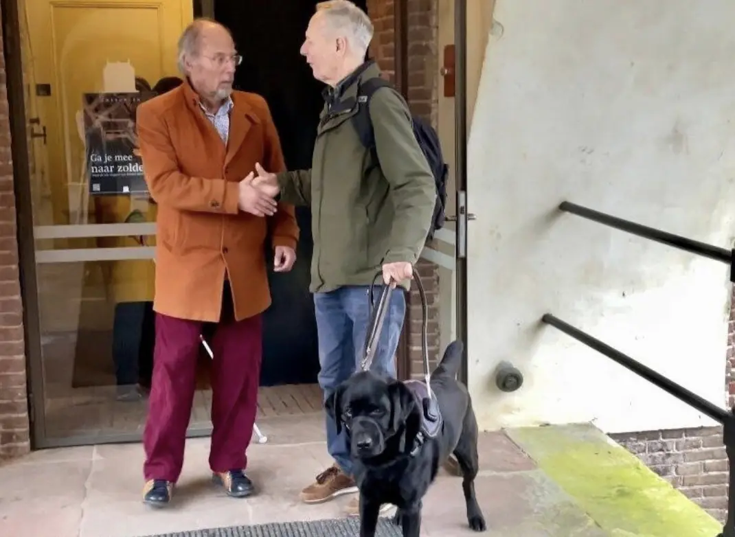 Führung durch den Schlossgarten für blinde und sehbehinderte Besucher — Kasteel Amerongen, Amerongen
