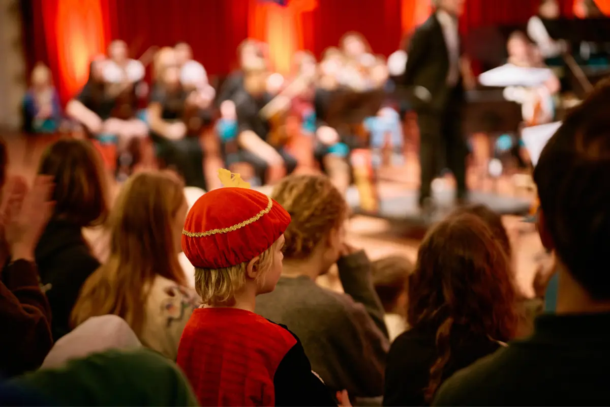 Sinterklaas Concert with Mike Boddé — Heuvellaan Hilversum, Hilversum
