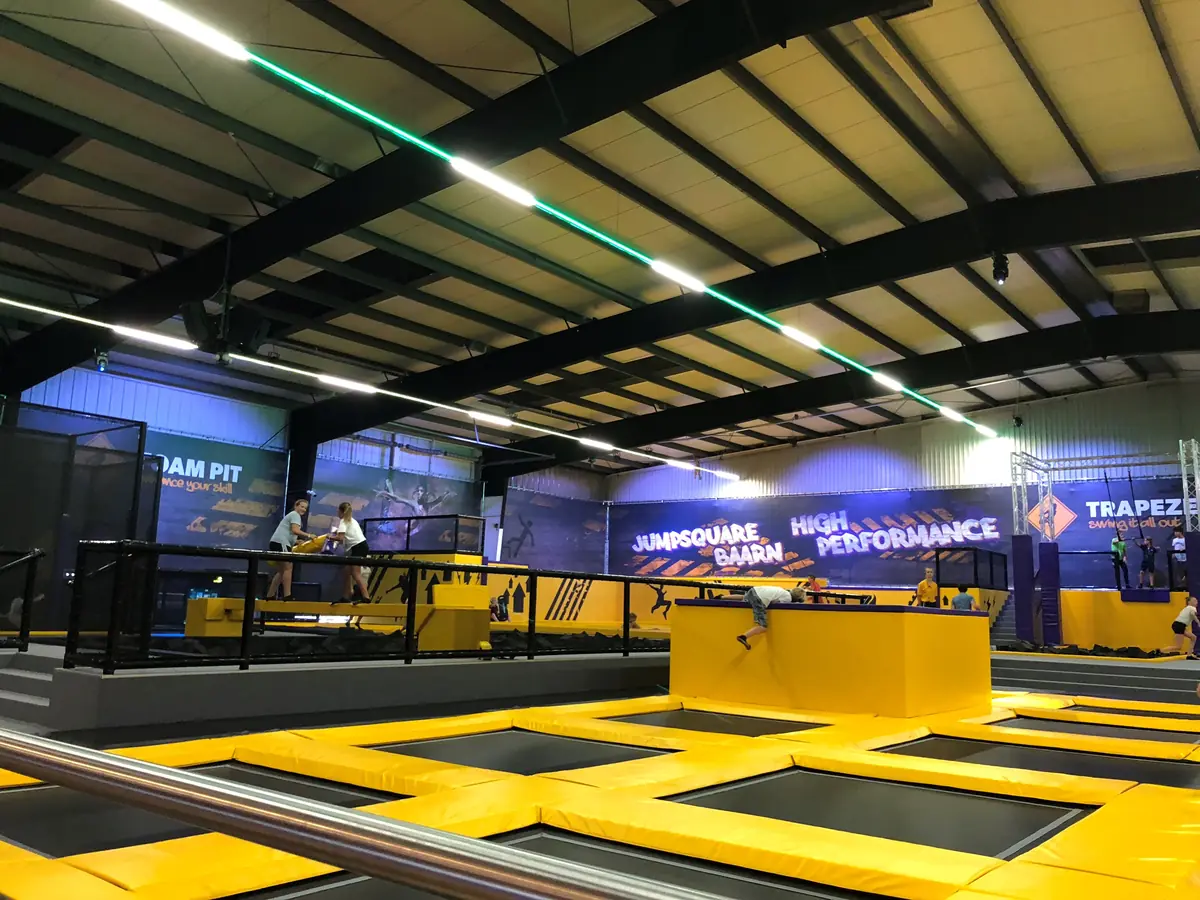 Sturm die Jump Arena — You Jump Baarn, Baarn