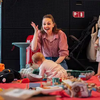 Workshop Gebarentaal tijdens BabyCafé