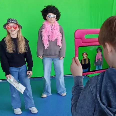 Children's Book Week | Workshop: 'Make a Trailer of Your Favourite Book' (7+) — BiebPunt De Hoven, Almere