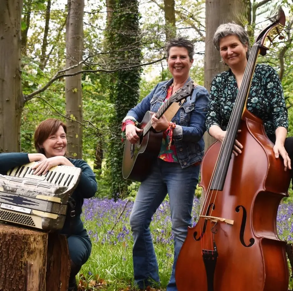 Music Café with Tuloa — Weeffabriek, Geldrop