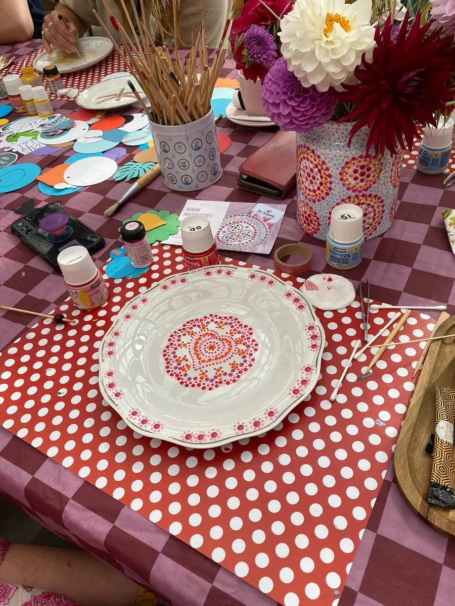 Dotting Workshop on Porcelain - De Tulperij — De Tulperij, Voorhout