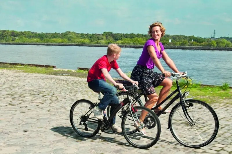 FILMHUIS NIEUW-VENNEP: Le Gamin au Veló — Cpunt Hoofddorp, Hoofddorp