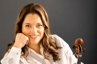 Violistin Carla Leurs spielt Bach - CruquiusConcert Kunstfort Vijfhuizen