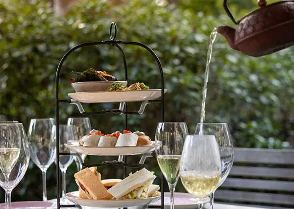 High Tea im Kasteel Maurick — Kasteel Maurick, Vught
