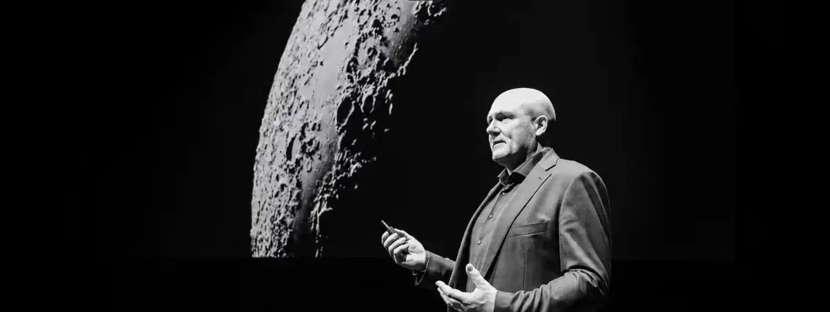 André Kuipers, der Mensch und der Mond — Rijksmuseum Boerhaave, Leiden