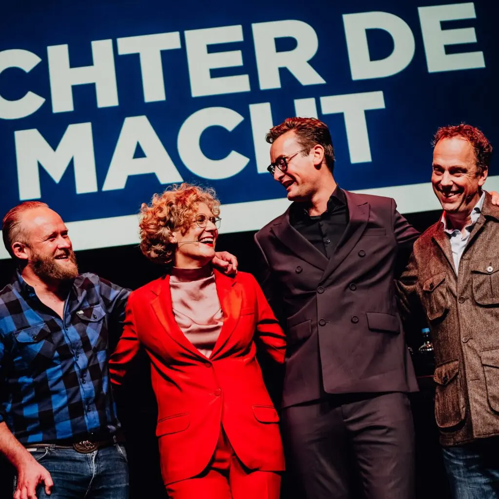 Splinter Chabot, Bas Erlings, Julia Wouters & Peter Kwint - Hinter der Macht — Stadsgehoorzaal Leiden, Leiden