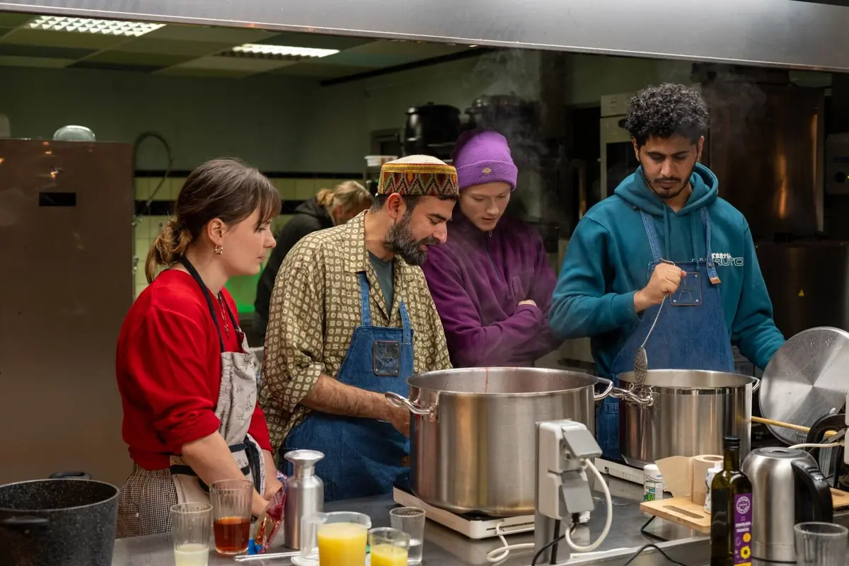 Lindenberg tipt: Afra Tafri Creations | Abhishek Thapar — De Lindenberg, Nimwegen