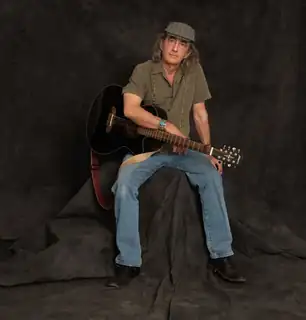 James McMurtry mit Spezialgas Betty Soo