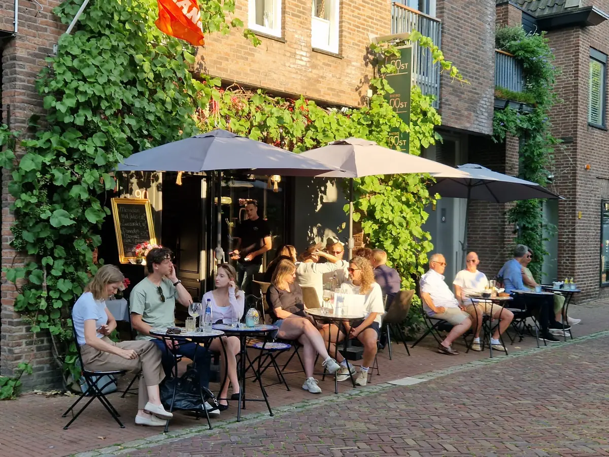 3 gangen keuze menu inclusief 1 glas Cava — Bistro Toost, Amstelveen