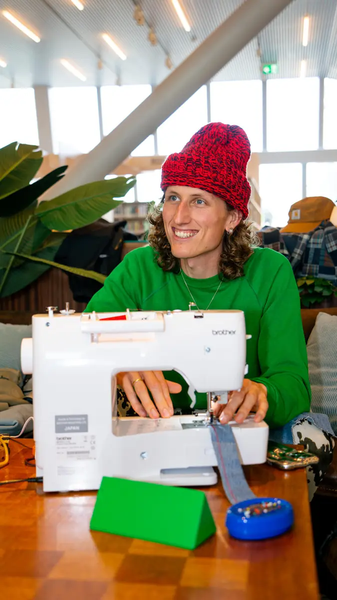 Fashion Repair — Forum Groningen, Groningen