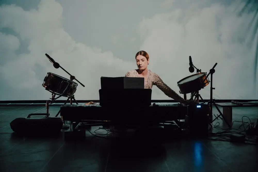 Noorderzon: Magda Szpecht - She stands in the middle of the battlefield — Grand Theatre, Groningen