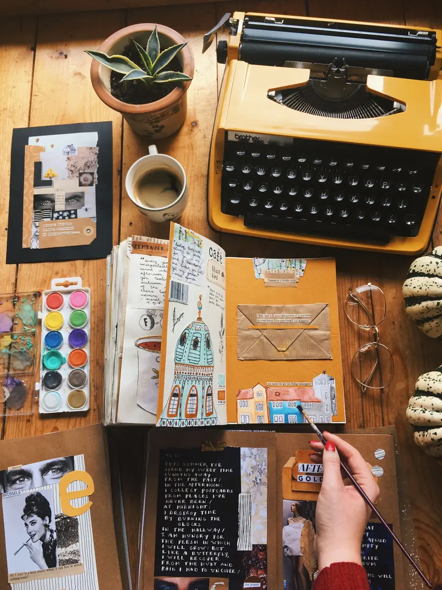 Create Your Own Travel Journal — Forum Groningen, Groningen