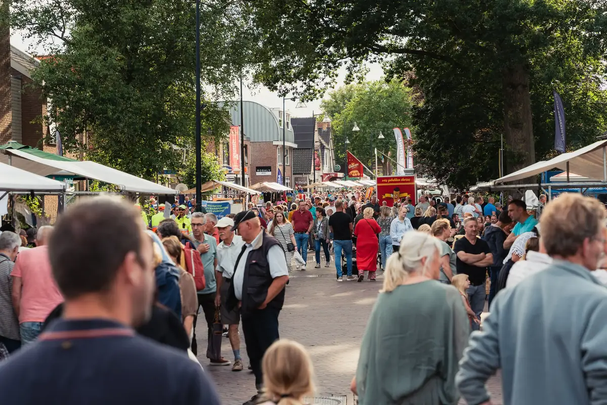 Veluwse Abendmarkt — Diverse locaties Apeldoorn, Apeldoorn