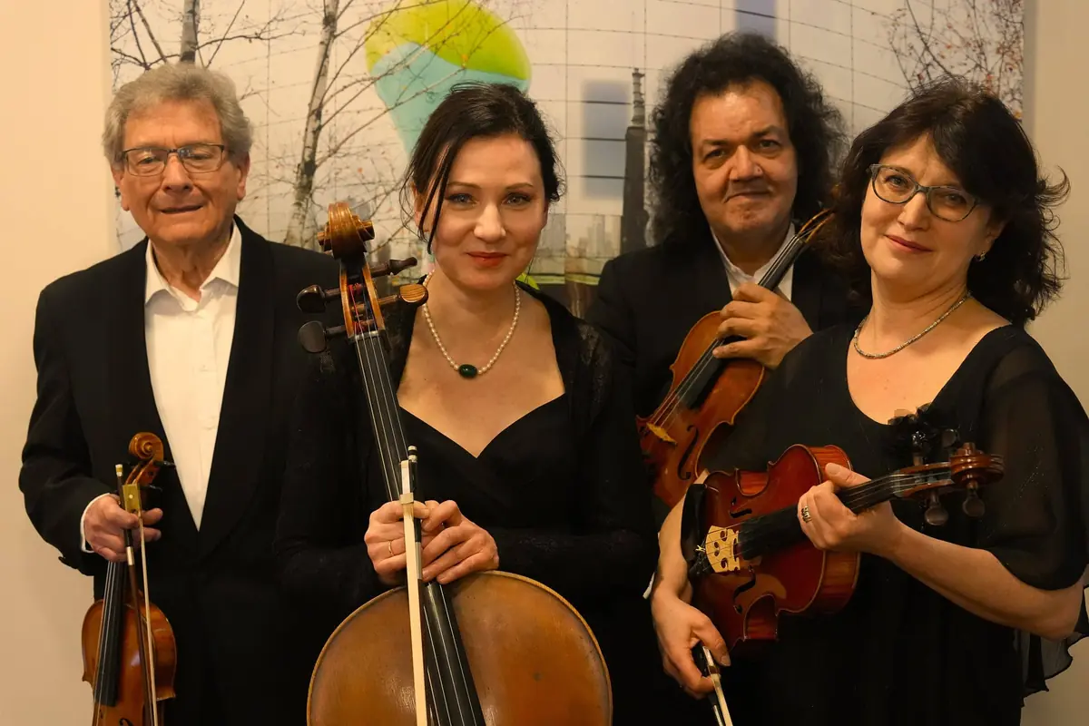Crown Concert: Lendvay Ensemble — Hippolytushoef – Hippolytuskerk, Hippolytushoef