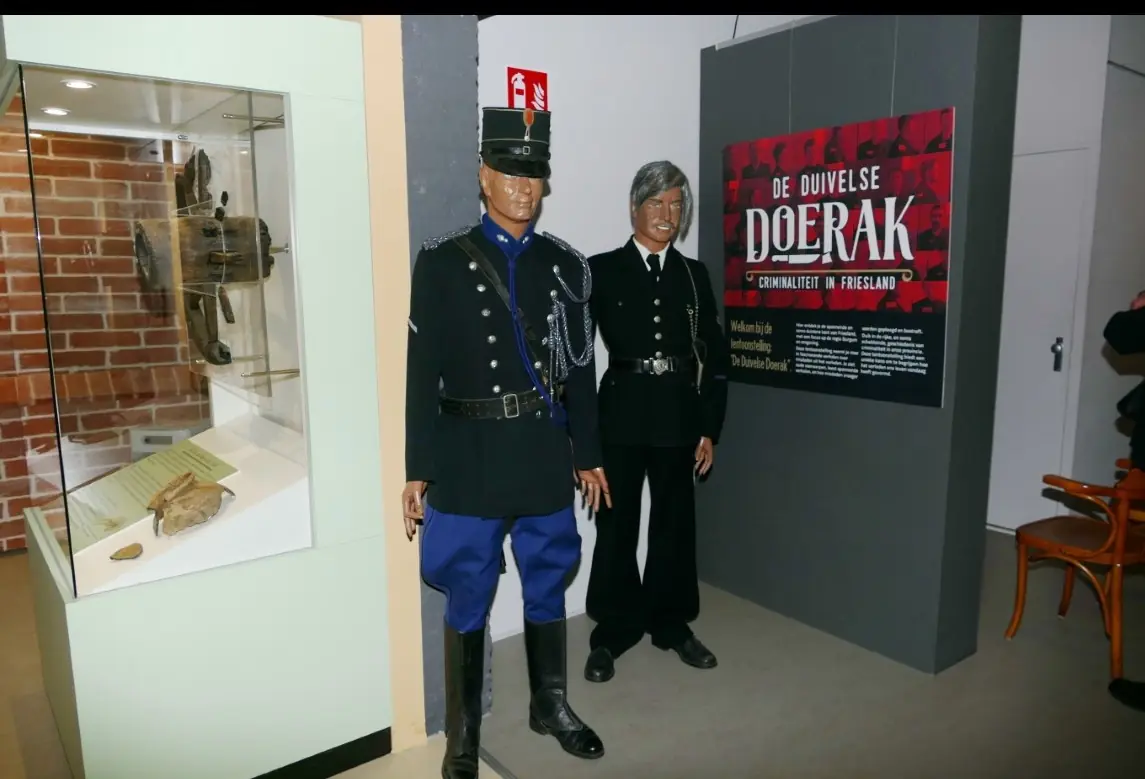 Ausstellung 'De Dikke Doerak' — De Spitkeet, Harkema