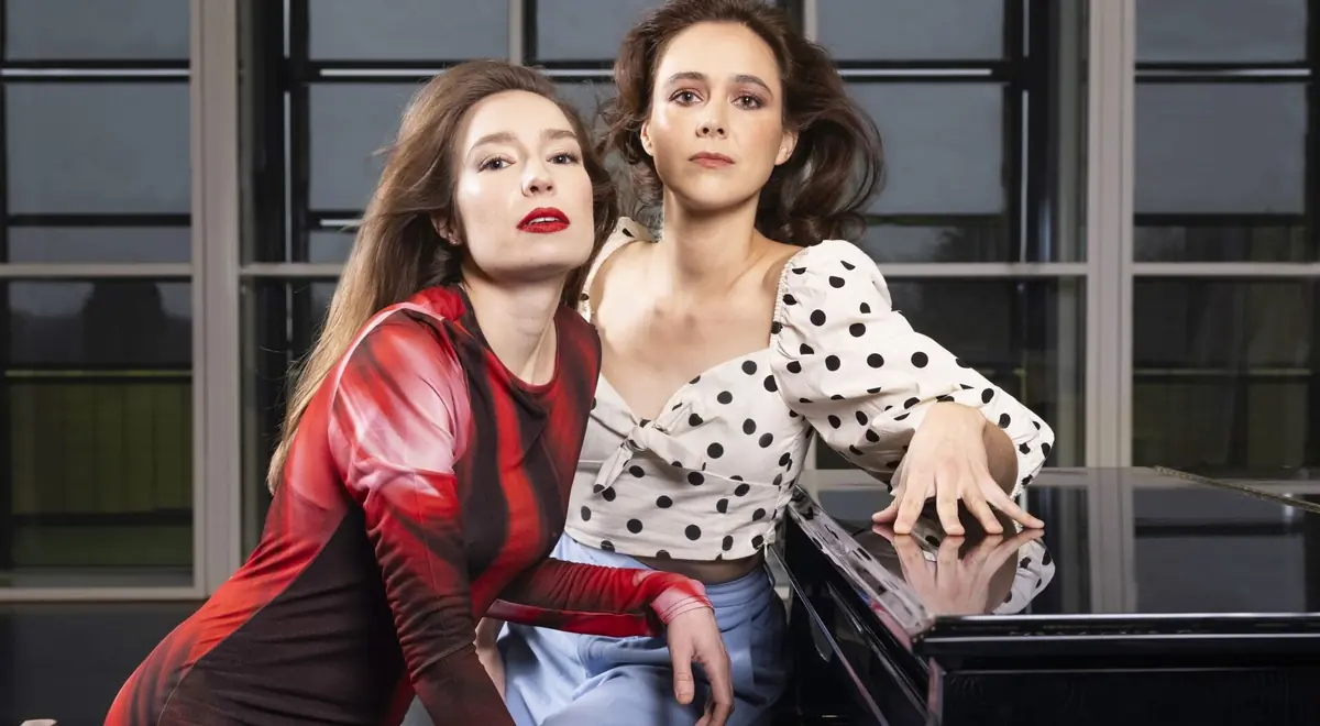 Beth & Flo: Zoveel Meer — De Oosterpoort, Groningen