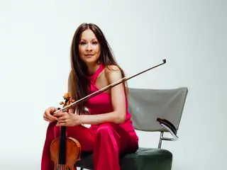 Noord Nederlands Orkest und Arabella Steinbacher: Dvorák 8