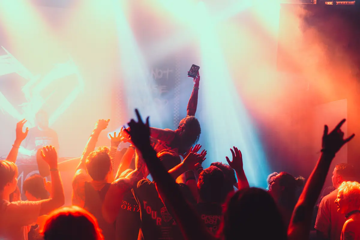 Emo Night Mainland: It's Not A Phase, Mom! — Melkweg, Amsterdam